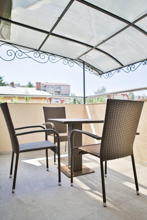 Harmony Bed And Breakfast Враня Екстериор снимка