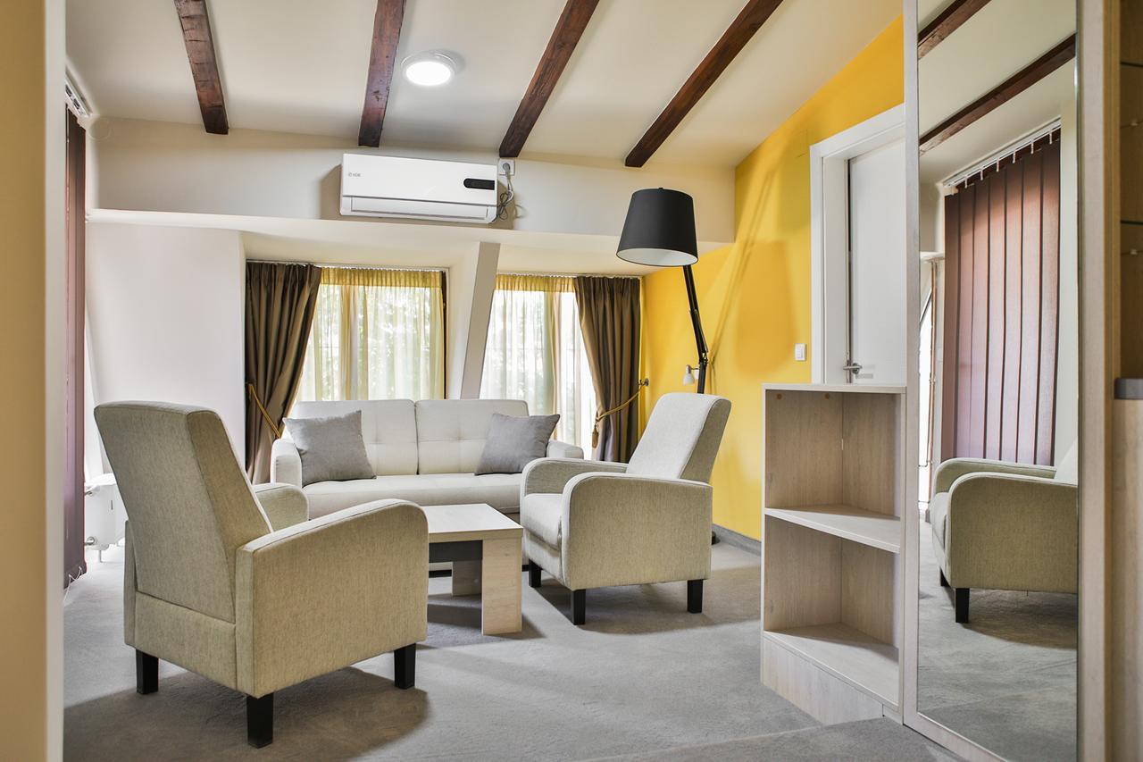Harmony Bed And Breakfast Враня Екстериор снимка